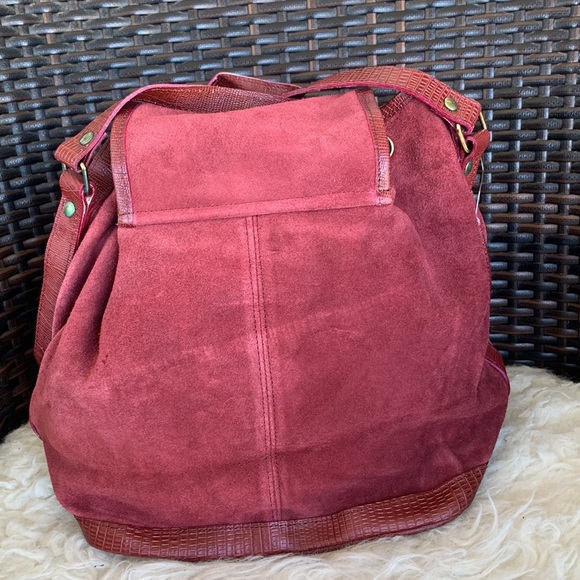 BPC Design Genuine Leather Shoulder Bag - Picture 2 of 16